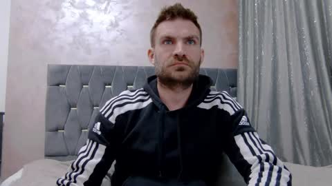 10in_deluxe online show from March 22, 9:46 am