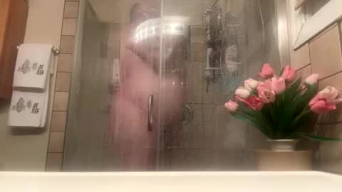 12sil online show from March 30, 12:49 pm