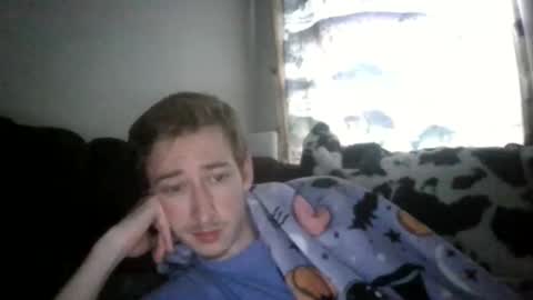 Snapshot of 18str8igcock chatting on October 25, 6:41 pm 18str8igcock online show from October 25, 6:41 pm