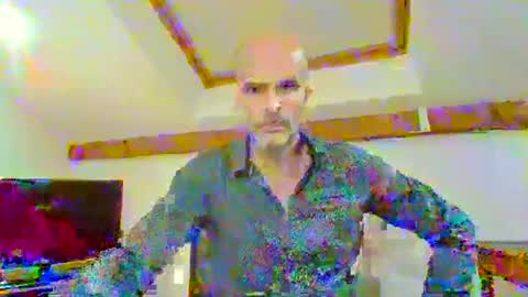 djulia online show from December 11, 8:26 am