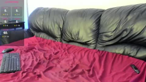 LAzy online show from April 18, 7:58 pm