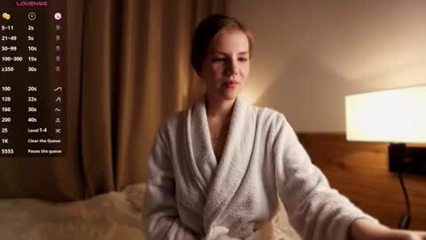 VICTORIA online show from December 15, 1:01 am