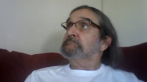 1valentine online show from November 3, 9:05 pm