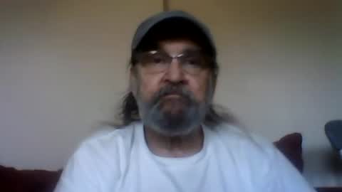 1valentine online show from March 23, 3:39 pm