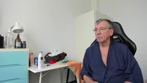 Henk online show from February 1, 12:35 pm