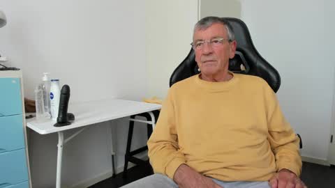 Henk online show from May 20, 2:12 pm