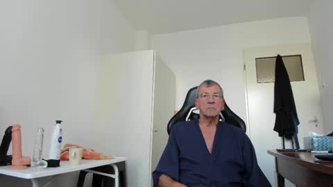 Henk online show from October 27, 1:44 pm