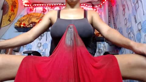 mharjorie online show from April 11, 1:32 am