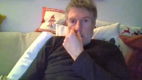 Snapshot of 22esserre chatting on February 26, 9:31 pm 22esserre online show from February 26, 9:31 pm