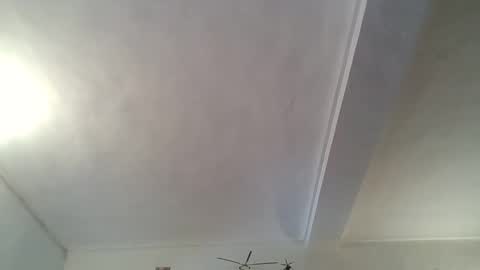 22esserre online show from March 27, 2:18 pm