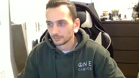 2323gary online show from January 8, 9:55 pm