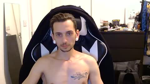 2323gary online show from January 30, 10:19 pm