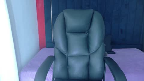 Isabella online show from September 17, 2:09 pm