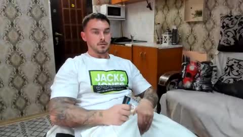 Snapshot of 2sexymuscles chatting on October 17, 7:51 pm 2sexymuscles online show from October 17, 7:51 pm