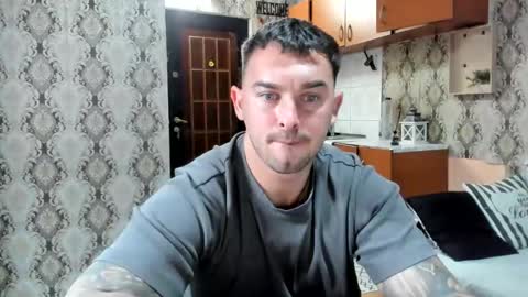Snapshot of 2sexymuscles chatting on September 19, 9:40 pm 2sexymuscles online show from September 19, 9:40 pm