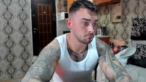 Snapshot of 2sexymuscles chatting on October 16, 7:46 pm 2sexymuscles online show from October 16, 7:46 pm