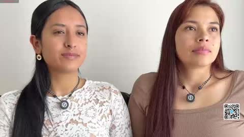 Dalilah and Tarah online show from May 9, 7:42 pm