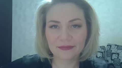 3susie online show from December 17, 4:14 pm