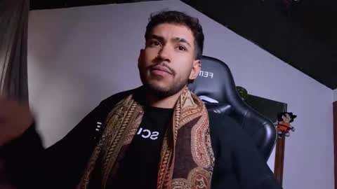 E V I L online show from December 18, 8:59 pm