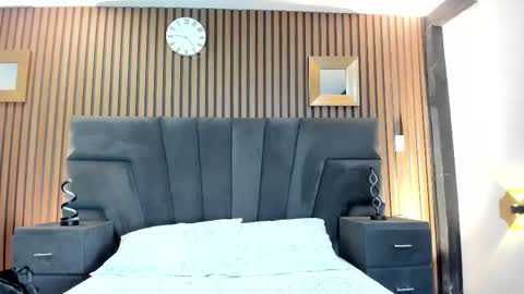 3X NAXAA online show from October 9, 12:54 pm