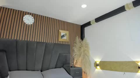 3X NAXAA online show from April 18, 2:30 pm