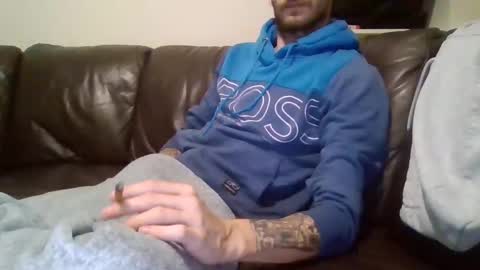 420feetloverr420 online show from October 19, 2:05 am