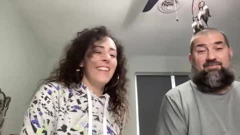 KC420Couple online show from May 23, 12:06 am