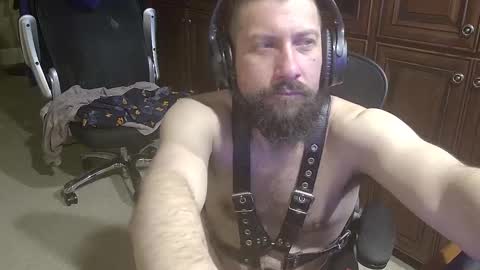 Snapshot of 54plusorminus12 chatting on February 11, 11:20 am 54 or - 12. online show from February 11, 11:20 am