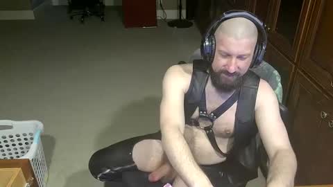 Snapshot of 54plusorminus12 chatting on February 1, 5:49 am 54 or - 12. online show from February 1, 5:49 am