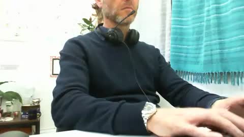 555tony555 online show from March 7, 2:15 am