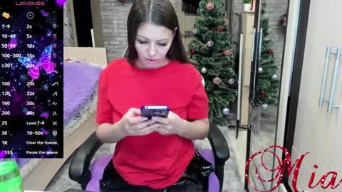 Mia my pvt is open and lovense is active online show from December 29, 12:01 pm