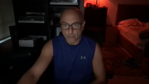 daddy vegas  for single women and couples here online show from May 10, 12:55 pm