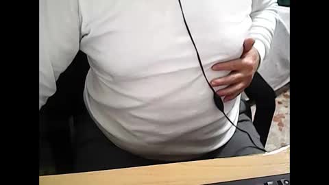 69desamor online show from February 18, 7:57 pm