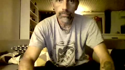 Num online show from December 4, 7:06 pm