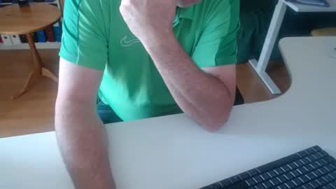 69pifpaf online show from April 20, 6:49 am