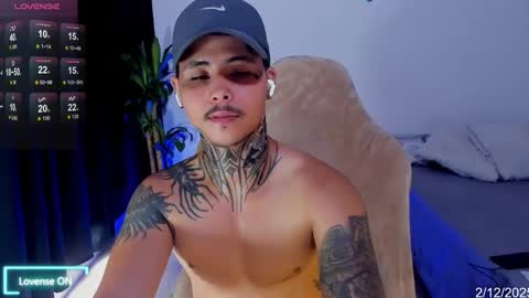 Stefan online show from December 2, 9:13 pm