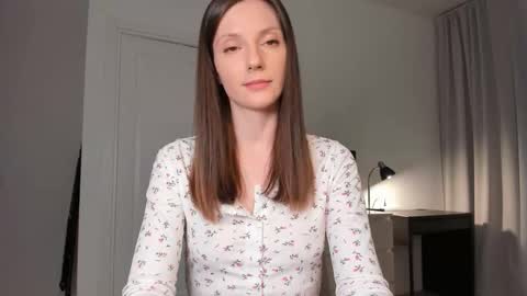 Anna online show from February 7, 8:12 pm