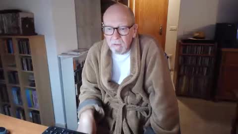  Papi  online show from November 27, 5:31 pm