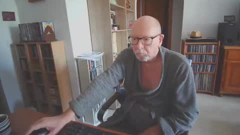  Papi  online show from October 17, 9:13 am