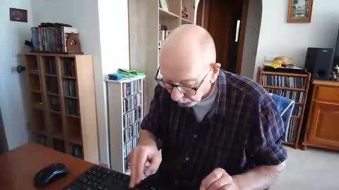  Papi  online show from March 30, 10:15 am