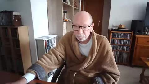  Papi  online show from January 19, 11:20 am