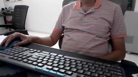 MROSE7080 online show from March 13, 7:06 pm