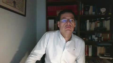 8age online show from December 25, 11:42 pm