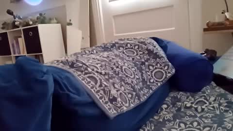 8inch_blessed online show from February 5, 3:52 pm