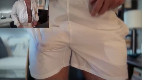 8incher NYC online show from December 15, 4:25 pm