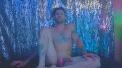 EvelDicknievel1 online show from September 10, 10:55 pm