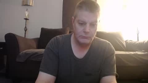 989guy online show from March 29, 7:15 pm