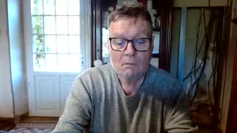 _123_voyeur_ online show from March 19, 12:32 pm