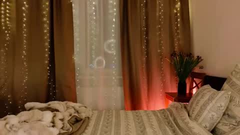 Willow online show from December 22, 9:10 pm