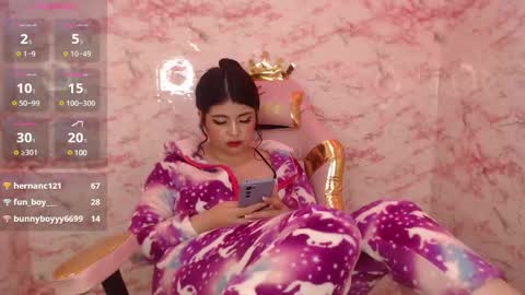 Snapshot of _aafrodita__ chatting on February 24, 12:37 pm Alexa online show from February 24, 12:37 pm